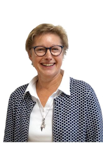 Gabriele Haas, Verwaltungsangestellte